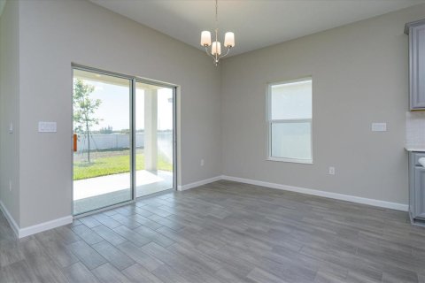 Casa en venta en Lady Lake, Florida, 4 dormitorios, 180.04 m2 № 1835875 - foto 6