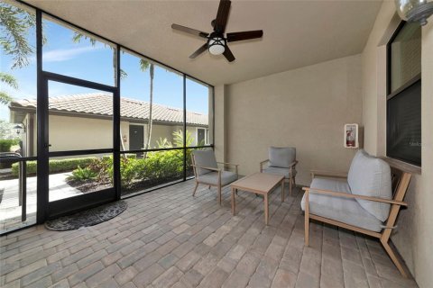 Condo in Bradenton, Florida, 2 bedrooms in LAKEWOOD NATIONAL  № 1780518 - photo 28