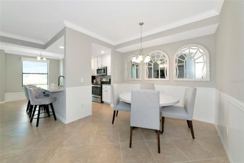 Condo in Bradenton, Florida, 2 bedrooms in LAKEWOOD NATIONAL  № 1780518 - photo 8
