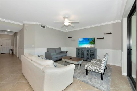 Condo in Bradenton, Florida, 2 bedrooms in LAKEWOOD NATIONAL  № 1780518 - photo 13