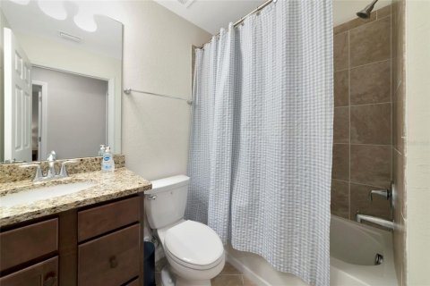 Condo in Bradenton, Florida, 2 bedrooms in LAKEWOOD NATIONAL  № 1780518 - photo 22