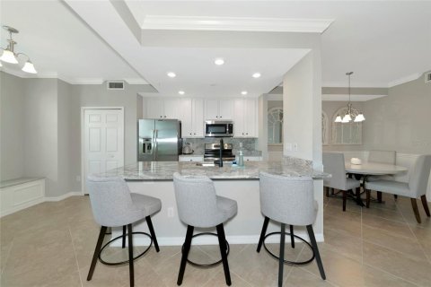 Condo in Bradenton, Florida, 2 bedrooms in LAKEWOOD NATIONAL  № 1780518 - photo 7