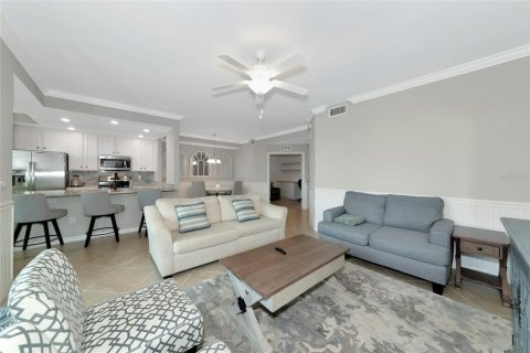 Condo in Bradenton, Florida, 2 bedrooms in LAKEWOOD NATIONAL  № 1780518 - photo 10