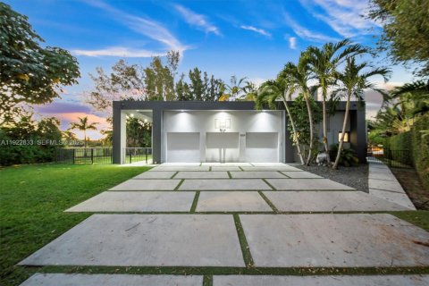 Villa ou maison à vendre à Miami Shores, Floride: 5 chambres, 386.1 m2 № 1982507 - photo 9