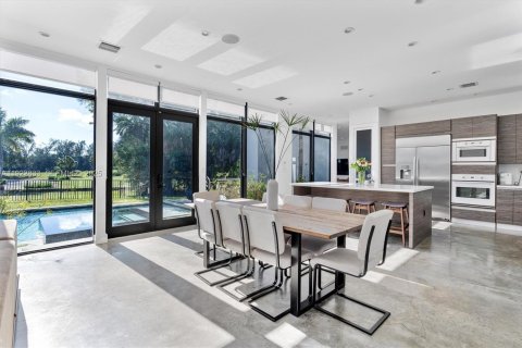 Villa ou maison à vendre à Miami Shores, Floride: 5 chambres, 386.1 m2 № 1982507 - photo 18