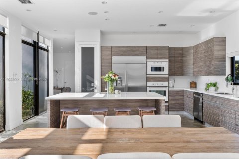 Villa ou maison à vendre à Miami Shores, Floride: 5 chambres, 386.1 m2 № 1982507 - photo 19