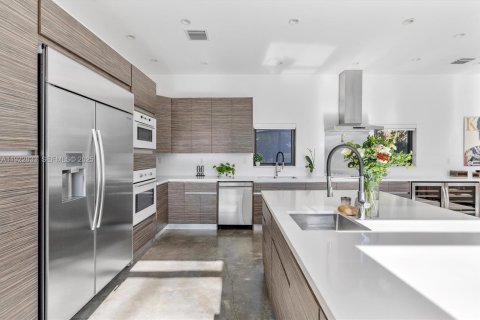 Villa ou maison à vendre à Miami Shores, Floride: 5 chambres, 386.1 m2 № 1982507 - photo 26