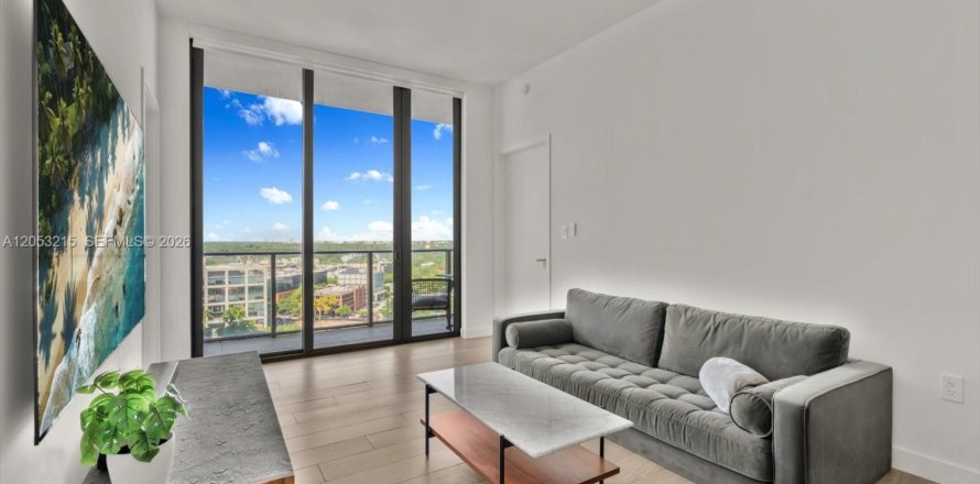 Condo à Miami, Floride, 2 chambres  № 2259944