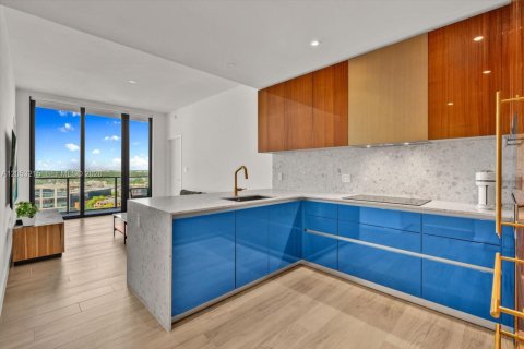 Copropriété à louer à Miami, Floride: 2 chambres, 78.5 m2 № 2259944 - photo 5