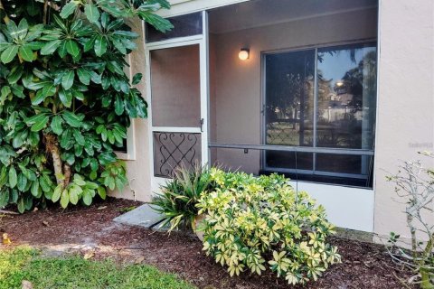 Condo in Bradenton, Florida, 2 bedrooms  № 2379688 - photo 14