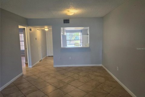 Condo in Bradenton, Florida, 2 bedrooms  № 2379688 - photo 4