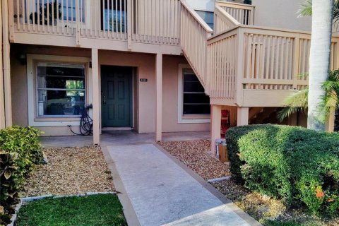 Condo in Bradenton, Florida, 2 bedrooms  № 2379688