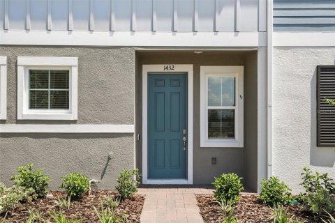 Townhouse in Apopka, Florida 4 bedrooms, 169.55 sq.m. № 1817470 - photo 3