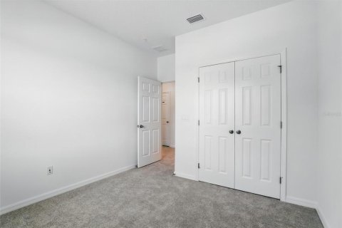 Townhouse in Apopka, Florida 4 bedrooms, 169.55 sq.m. № 1817470 - photo 14