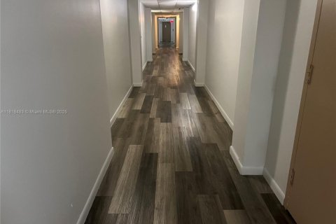 Copropriété à vendre à Lauderhill, Floride: 1 chambre, 72.74 m2 № 1957964 - photo 13