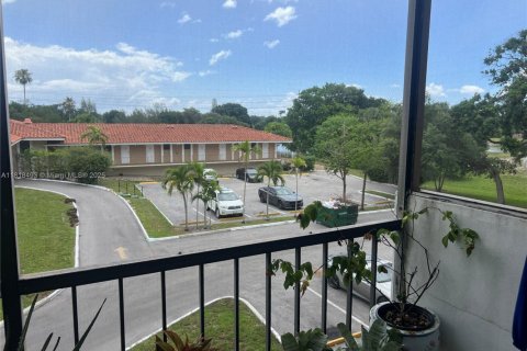 Copropriété à vendre à Lauderhill, Floride: 1 chambre, 72.74 m2 № 1957964 - photo 6