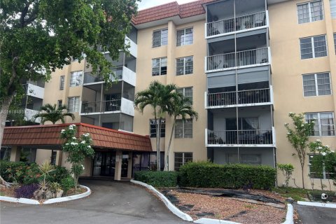 Copropriété à vendre à Lauderhill, Floride: 1 chambre, 72.74 m2 № 1957964 - photo 19