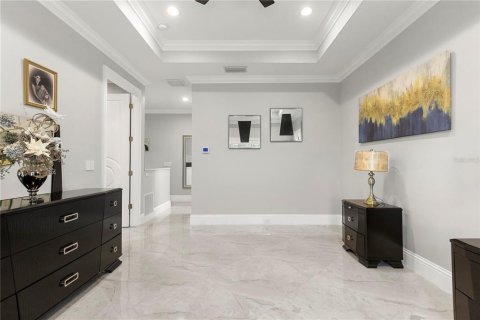 Villa ou maison à vendre à Tampa, Floride: 4 chambres, 400.78 m2 № 2167101 - photo 11