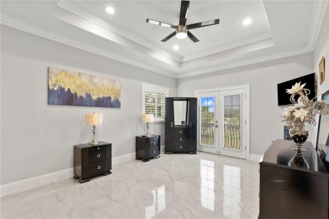 Villa ou maison à vendre à Tampa, Floride: 4 chambres, 400.78 m2 № 2167101 - photo 13