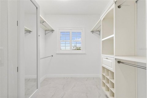 Villa ou maison à vendre à Tampa, Floride: 4 chambres, 400.78 m2 № 2167101 - photo 10