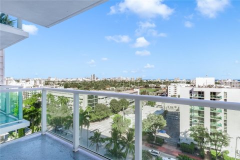 Condominio en venta en Miami Beach, Florida, 1 dormitorio, 79.15 m2 № 1979816 - foto 11