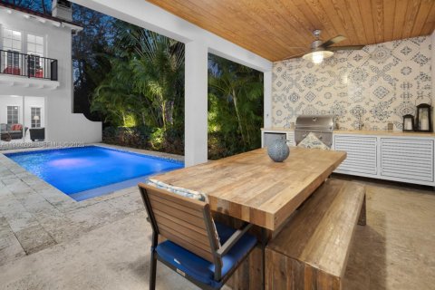 Villa ou maison à vendre à Coral Gables, Floride: 3 chambres, 235.6 m2 № 2026871 - photo 21