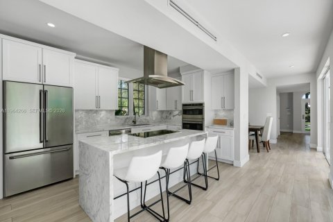 Villa ou maison à vendre à Coral Gables, Floride: 3 chambres, 235.6 m2 № 2026871 - photo 17