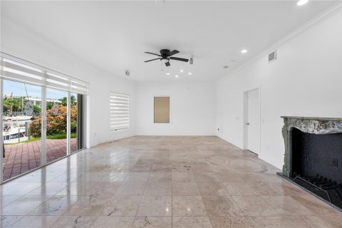 Купить кондоминиум в Лайтхаус-Пойнт, Флорида 2 спальни, 167.22м2, № 1966120 - фото 27