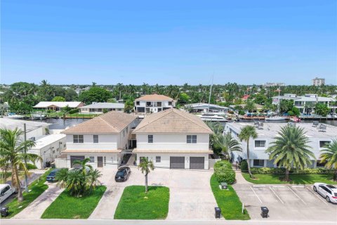 Купить кондоминиум в Лайтхаус-Пойнт, Флорида 2 спальни, 167.22м2, № 1966120 - фото 2