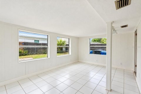 Villa ou maison à vendre à Tampa, Floride: 3 chambres, 123.93 m2 № 2408929 - photo 20
