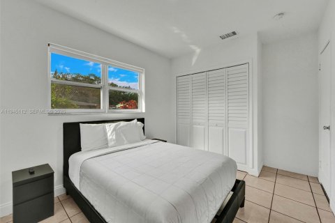 Casa en venta en Fort Lauderdale, Florida, 3 dormitorios, 130.43 m2 № 2001454 - foto 22