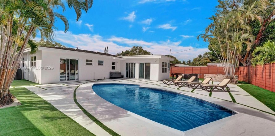 Casa en Fort Lauderdale, Florida 3 dormitorios, 130.43 m2 № 2001454