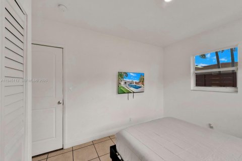 Casa en venta en Fort Lauderdale, Florida, 3 dormitorios, 130.43 m2 № 2001454 - foto 24