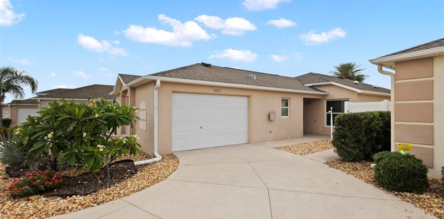 Villa ou maison à The Villages, Floride 3 chambres, 129.88 m2 № 1791178