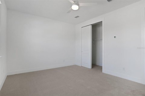 Townhouse in Jacksonville Beach, Florida 4 bedrooms, 212.56 sq.m. № 1793277 - photo 28