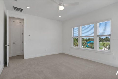 Townhouse in Jacksonville Beach, Florida 4 bedrooms, 212.56 sq.m. № 1793277 - photo 22