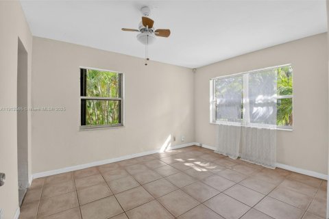 Купить виллу или дом в Делрей-Бич, Флорида 3 спальни, 104.05м2, № 1972590 - фото 21