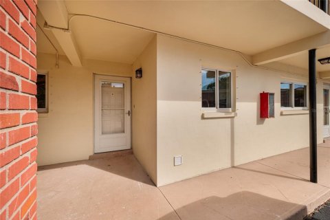 Copropriété à vendre à Saint Petersburg, Floride: 2 chambres, 87.79 m2 № 2213564 - photo 10
