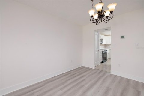 Copropriété à vendre à Saint Petersburg, Floride: 2 chambres, 87.79 m2 № 2213564 - photo 15