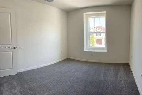 Townhouse in Fort Myers, Florida 3 bedrooms № 2035857 - photo 26