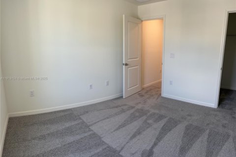 Townhouse in Fort Myers, Florida 3 bedrooms № 2035857 - photo 25