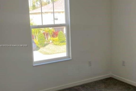 Townhouse in Fort Myers, Florida 3 bedrooms № 2035857 - photo 14