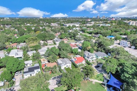 Снять в аренду виллу или дом в Майами, Флорида 159.33м2, № 1989934 - фото 27