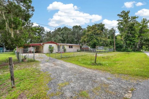House in San Mateo, Florida 3 bedrooms, 140.84 sq.m. № 2149548 - photo 4