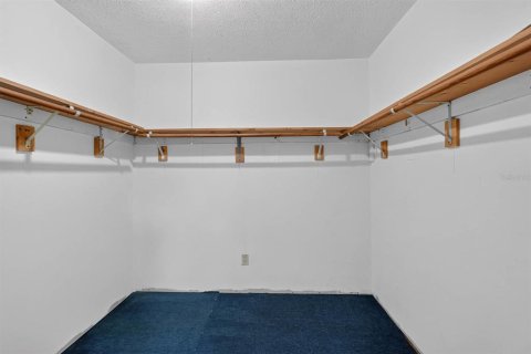 House in San Mateo, Florida 3 bedrooms, 140.84 sq.m. № 2149548 - photo 21