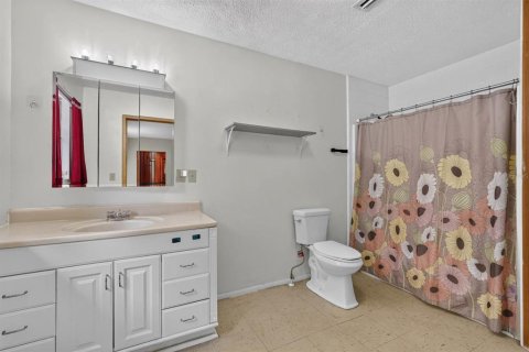 House in San Mateo, Florida 3 bedrooms, 140.84 sq.m. № 2149548 - photo 19