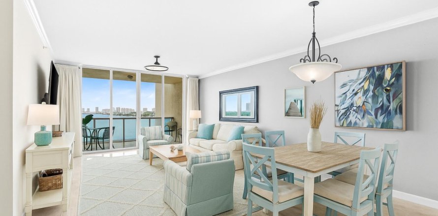 Condo in Riviera Beach, Florida, 3 bedrooms № 2260351