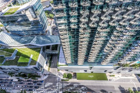 Condominio en venta en Miami, Florida, 1 dormitorio, 78.87 m2 № 1940208 - foto 28