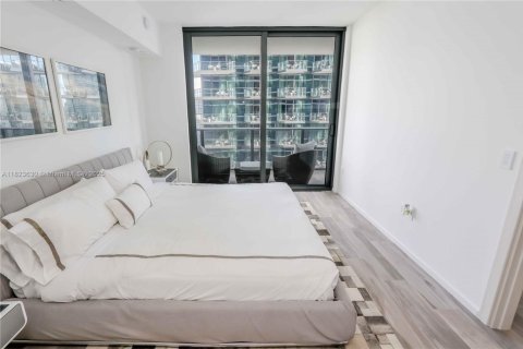 Condominio en venta en Miami, Florida, 1 dormitorio, 78.87 m2 № 1940208 - foto 19