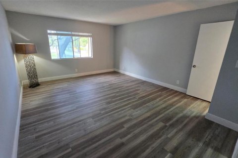 Adosado en venta en Davie, Florida, 2 dormitorios, 139.35 m2 № 2077837 - foto 23